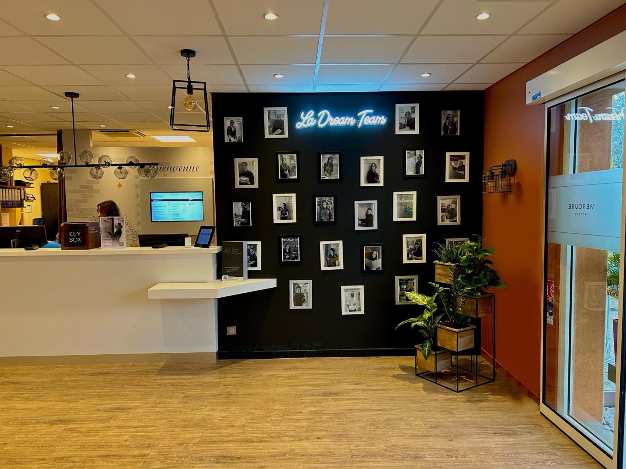 Mercure Lyon Est Chaponnay Dış mekan fotoğraf