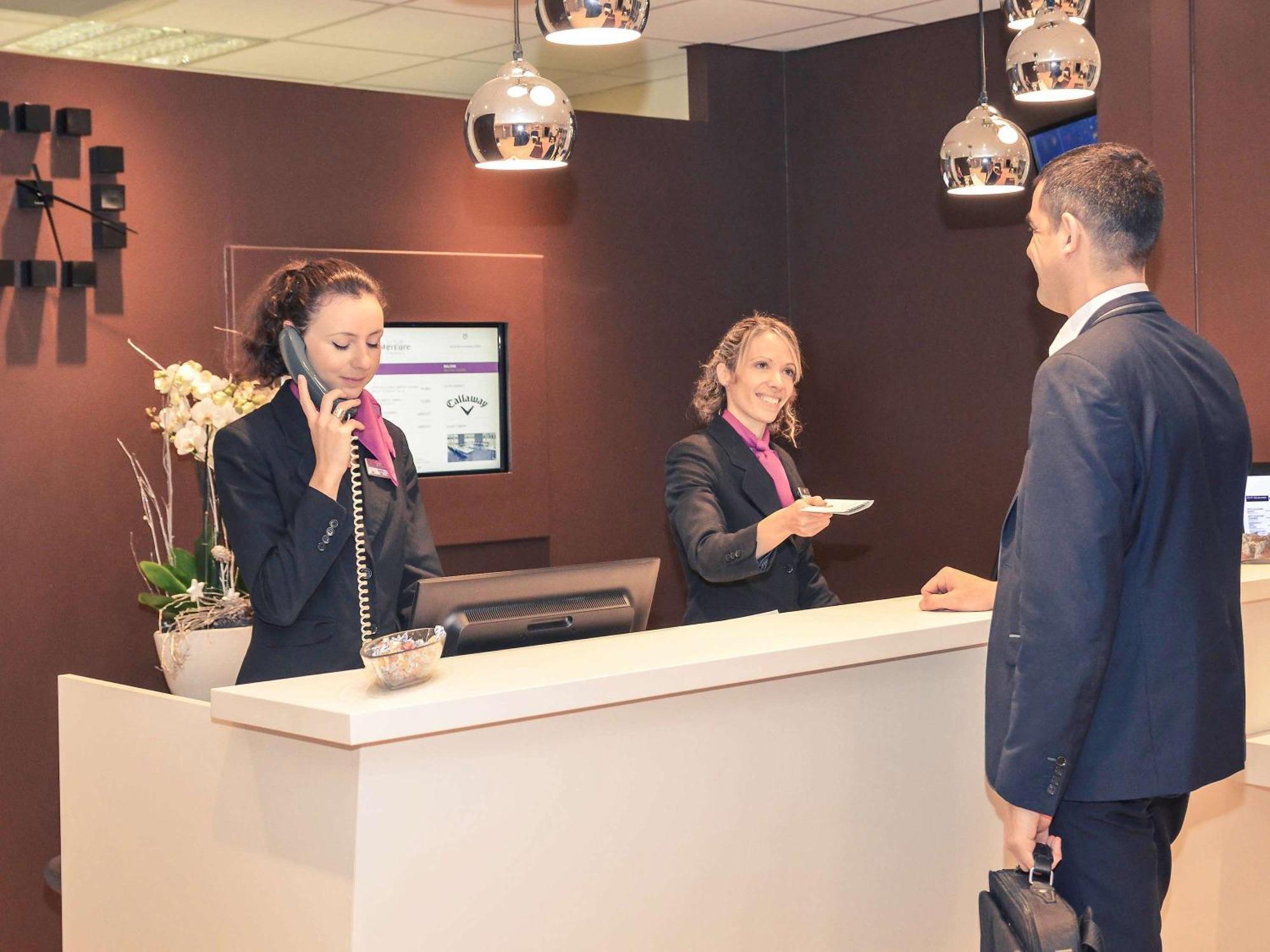 Mercure Lyon Est Chaponnay Dış mekan fotoğraf