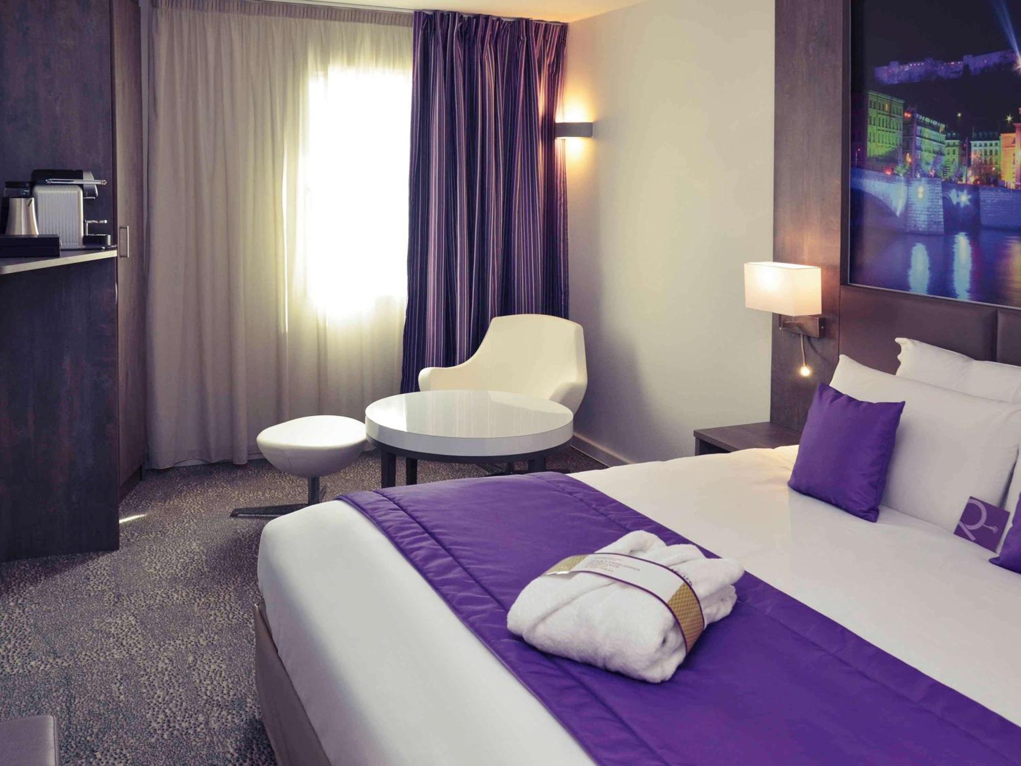 Mercure Lyon Est Chaponnay Dış mekan fotoğraf