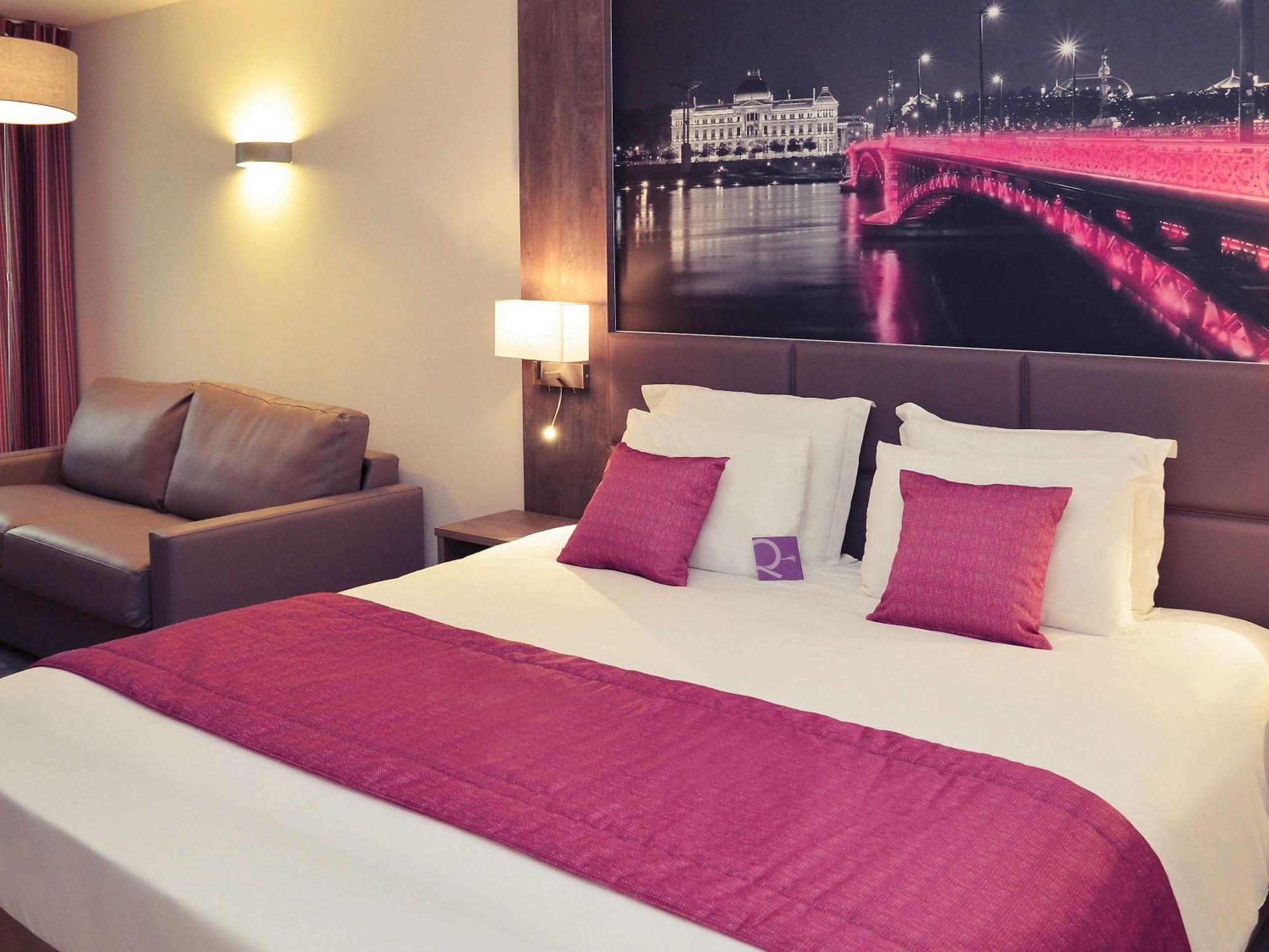 Mercure Lyon Est Chaponnay Dış mekan fotoğraf